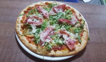 Reštaurácia Centro Pizza Bar Práznovce